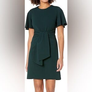 DONNA MORGAN Tie Waist Crepe Dress in Green